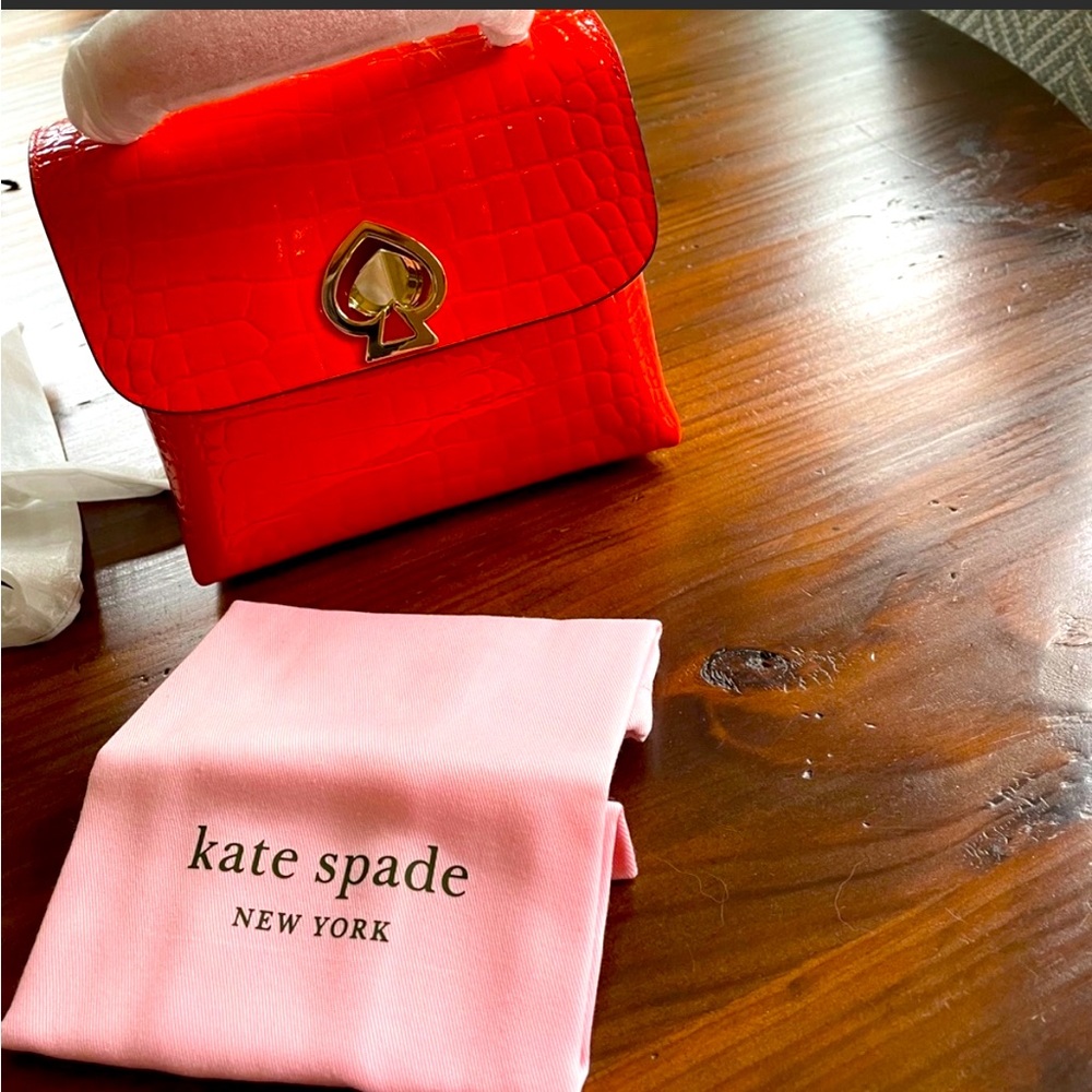 ♠️🔥NWT Kate Spade Romy Firelily Mini Top Handle Bag with wallet🔥♠️